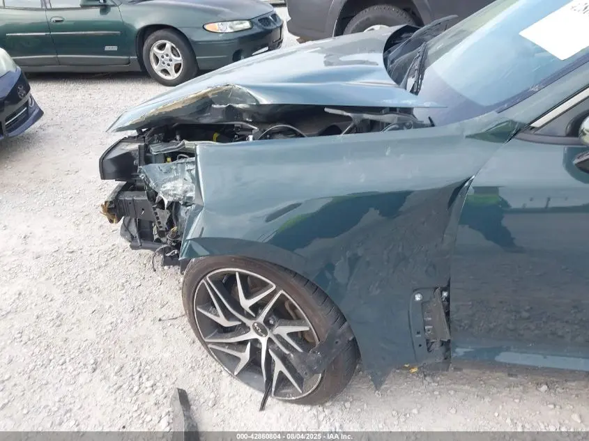 2022 KIA STINGER GT-LINE