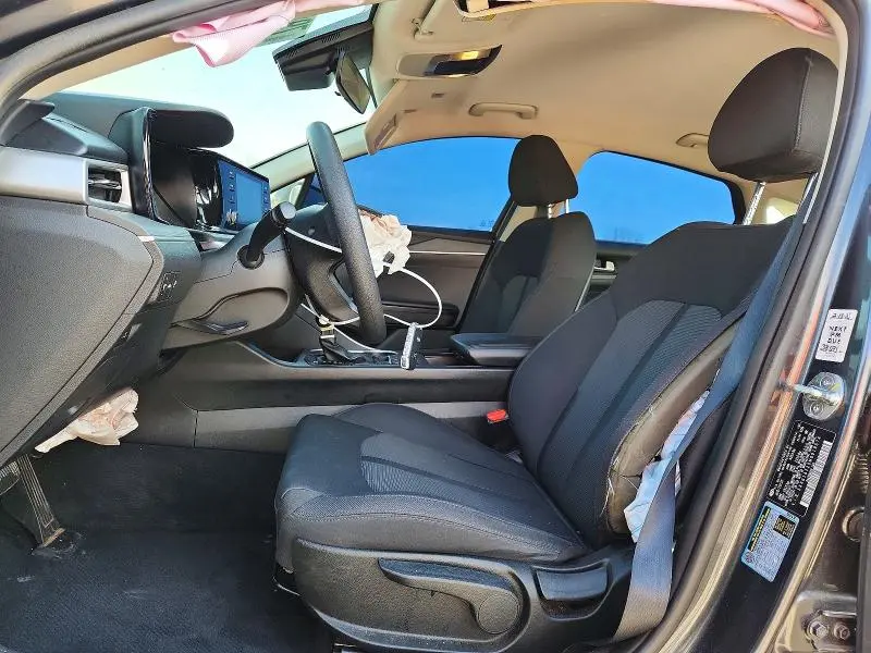 2021 KIA K5 LXS  
