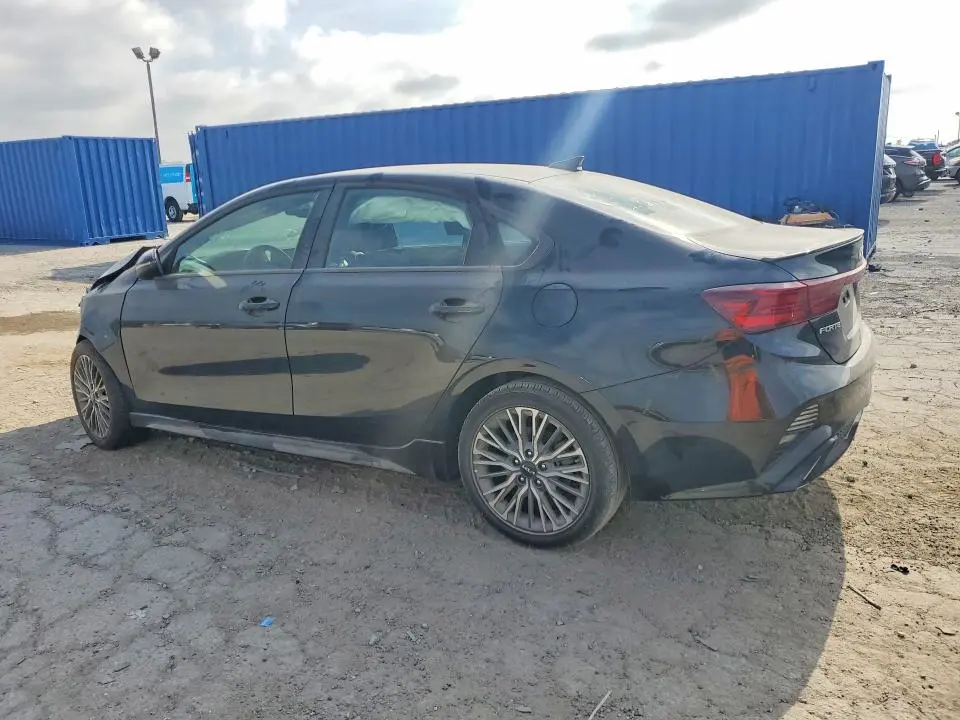 2024 KIA FORTE GT LINE  