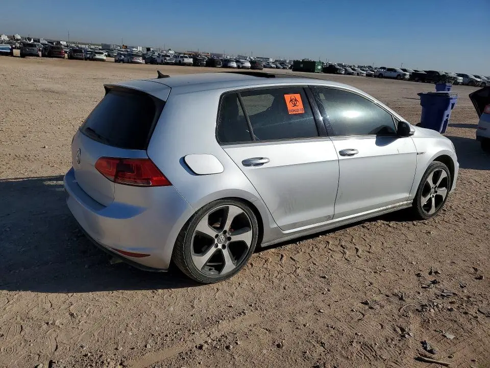 2015 VOLKSWAGEN GTI   