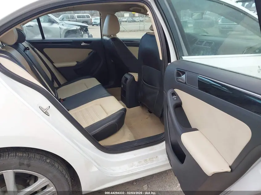 2015 VOLKSWAGEN JETTA 1.8T SEL