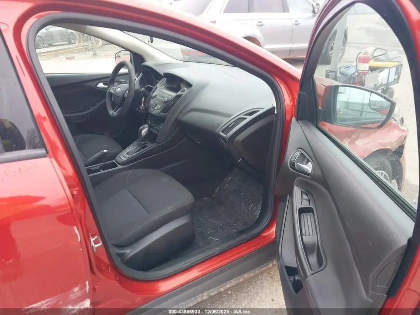 2018 FORD FOCUS SE