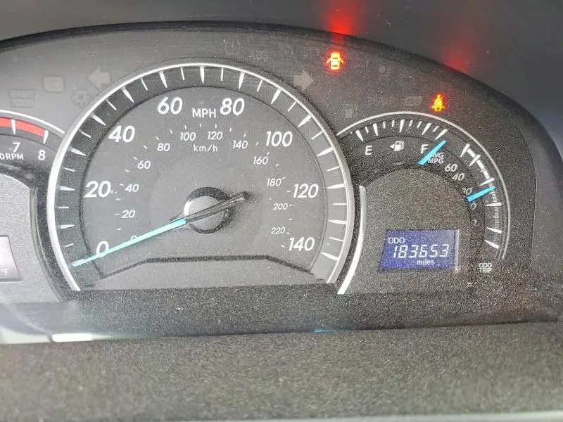 2015 TOYOTA CAMRY LE  