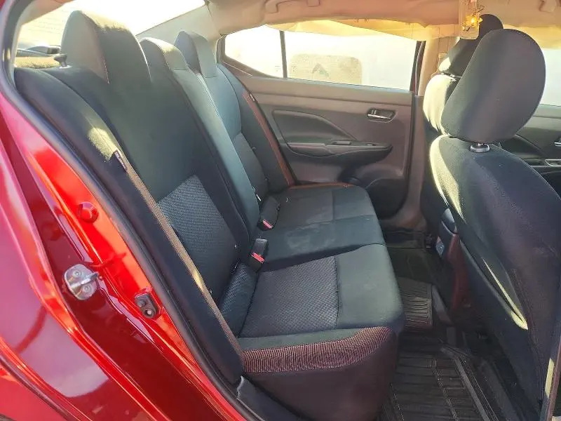 2024 NISSAN VERSA SR  