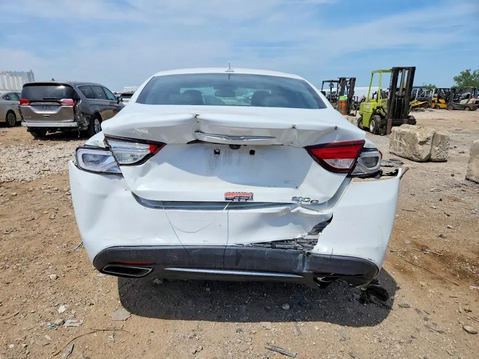 2015 CHRYSLER 200 C  