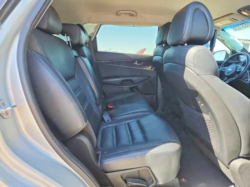 2016 KIA SORENTO EX V6  