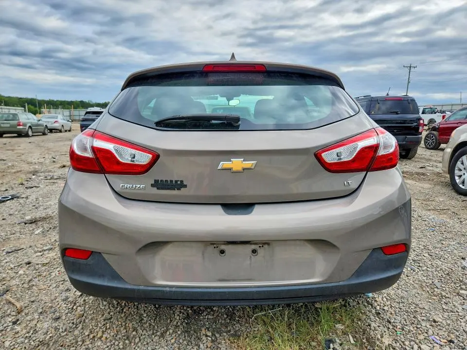 2018 CHEVROLET CRUZE LT  