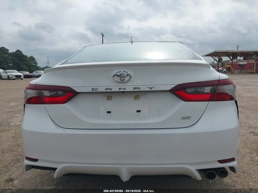 2024 TOYOTA CAMRY SE