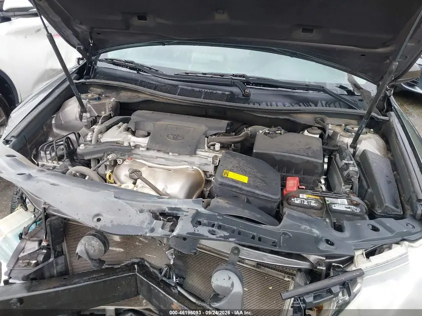 2014 TOYOTA CAMRY SE