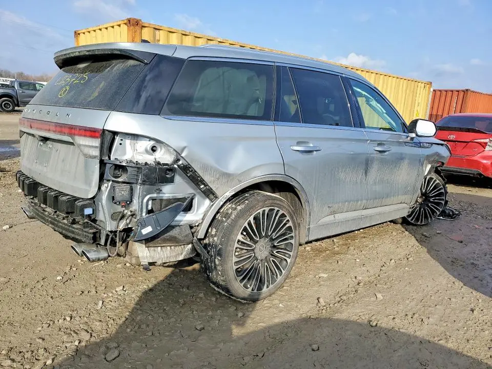2023 LINCOLN AVIATOR BLACK LABEL  
