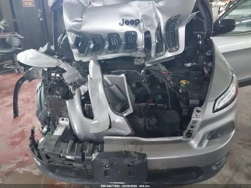 2017 JEEP CHEROKEE ALTITUDE FWD