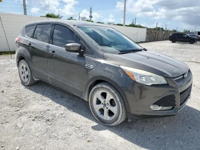 2015 FORD ESCAPE SE  