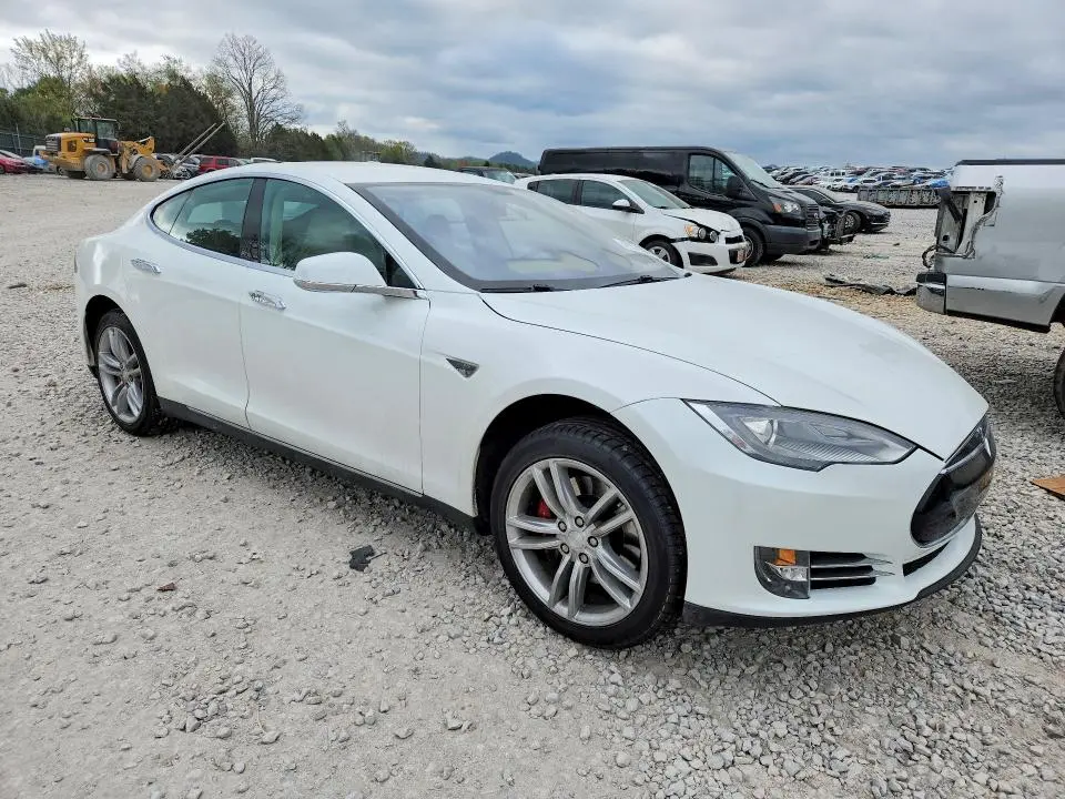 2013 TESLA MODEL S   