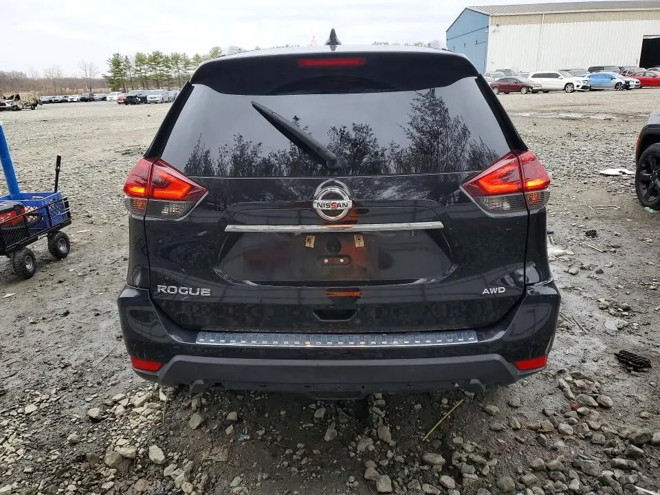 2018 NISSAN ROGUE S  