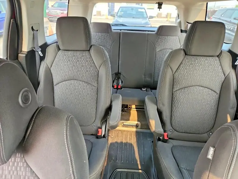 2015 GMC ACADIA SLE  