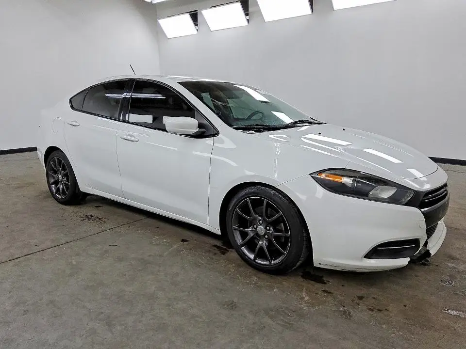 2015 DODGE DART SE  