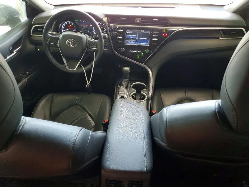 2018 TOYOTA CAMRY XLE  