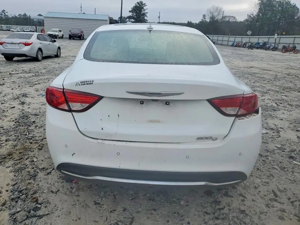 2015 CHRYSLER 200 C  