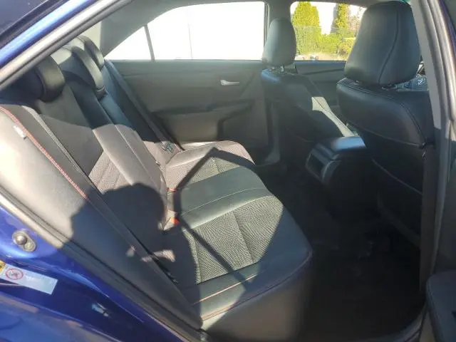 2016 TOYOTA CAMRY LE  