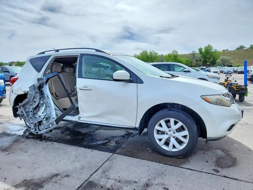 2012 NISSAN MURANO S  