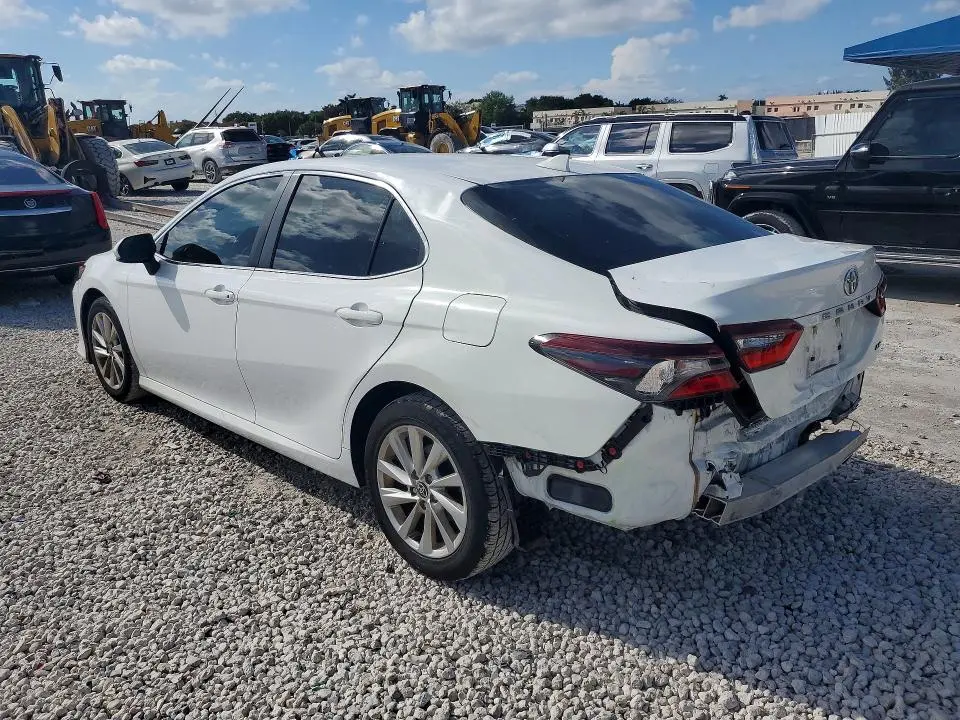 2023 TOYOTA CAMRY LE  