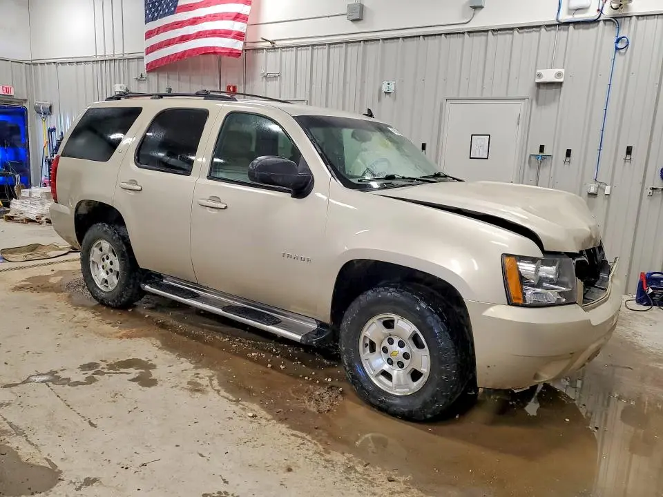 2011 CHEVROLET TAHOE K1500 LT  