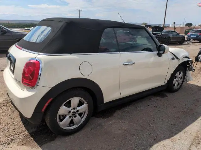 2018 MINI COOPER   