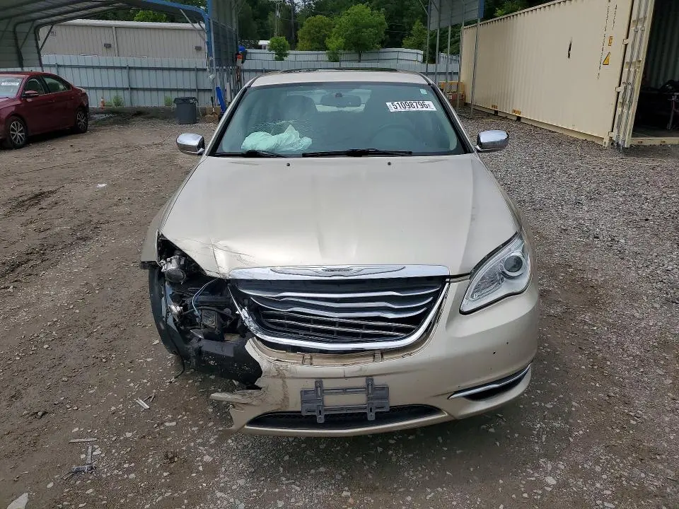 2013 CHRYSLER 200 LIMITED  