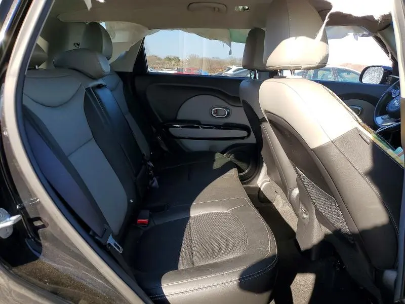 2017 KIA SOUL +  
