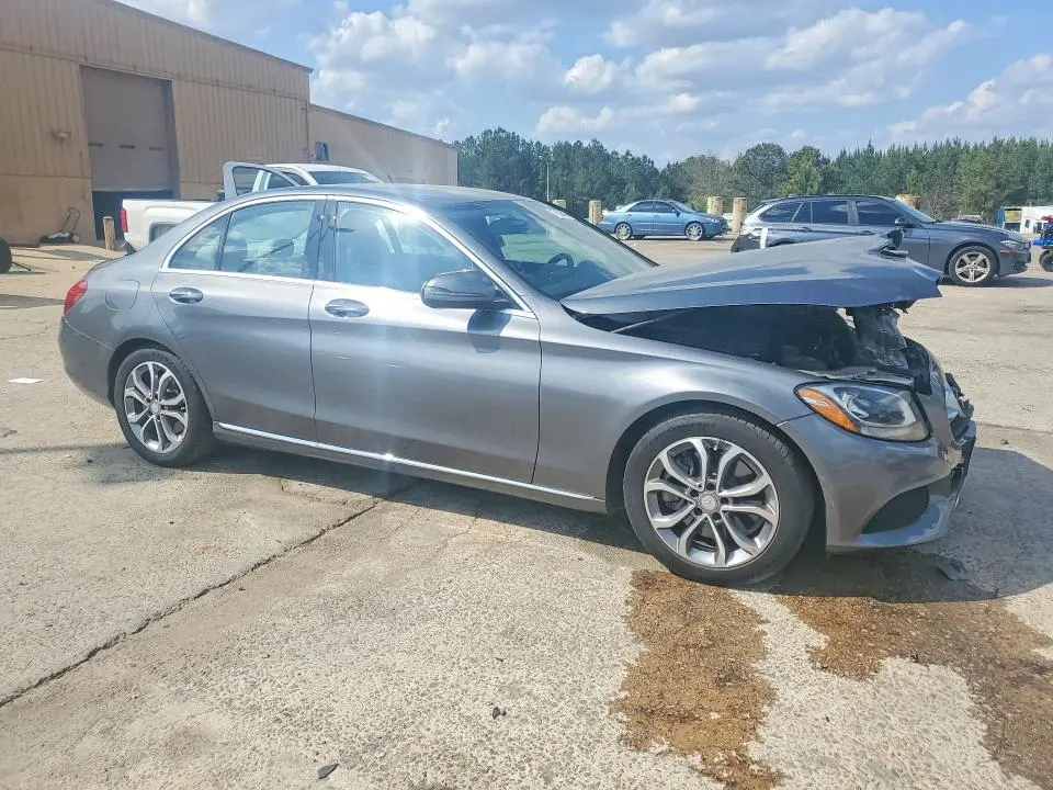 2017 MERCEDES-BENZ C 300  