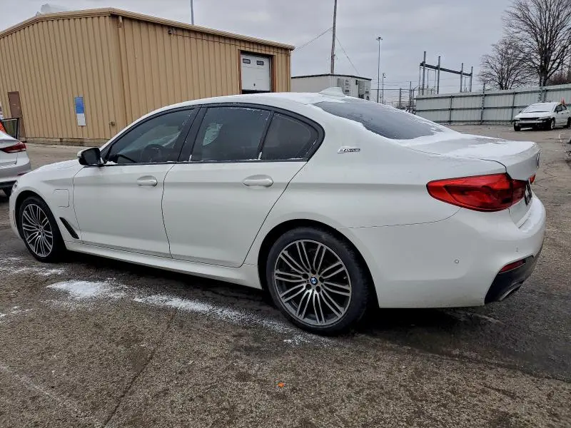 2019 BMW 530E   