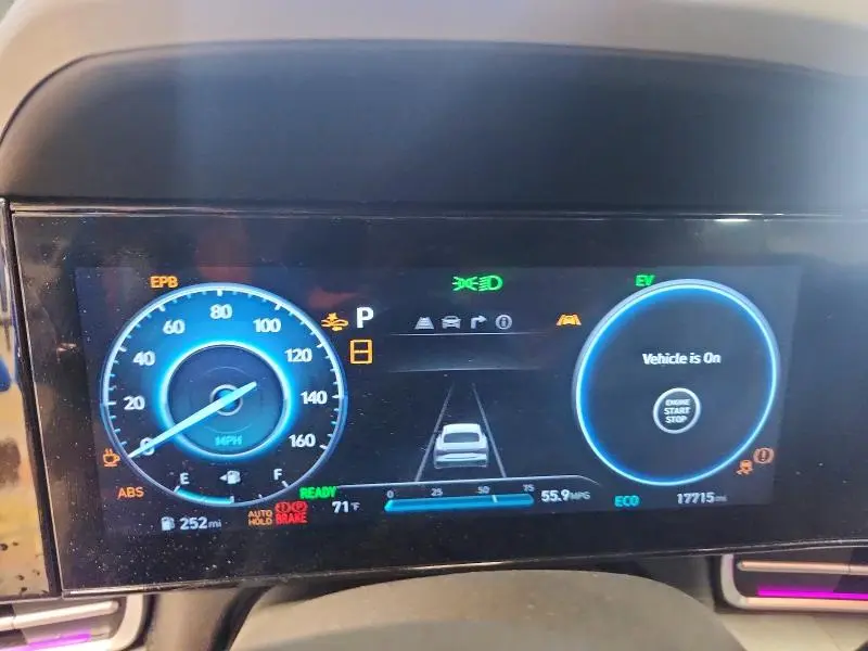 2024 HYUNDAI ELANTRA BLUE  