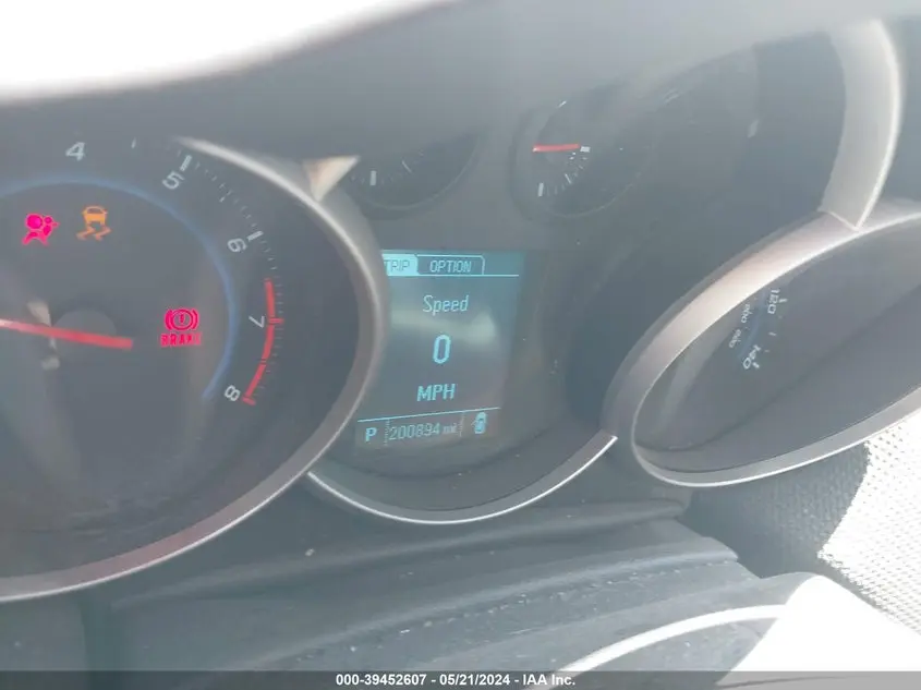 2014 CHEVROLET CRUZE 1LT AUTO