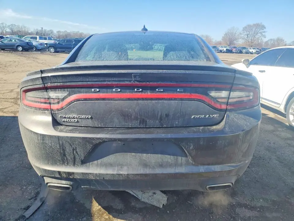 2016 DODGE CHARGER SXT  