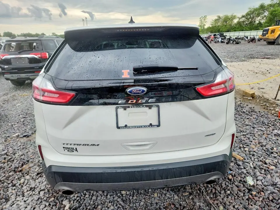 2023 FORD EDGE TITANIUM  
