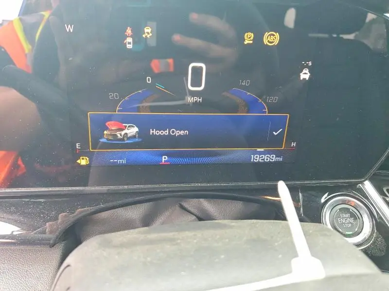2025 CHEVROLET TRAX 2RS  