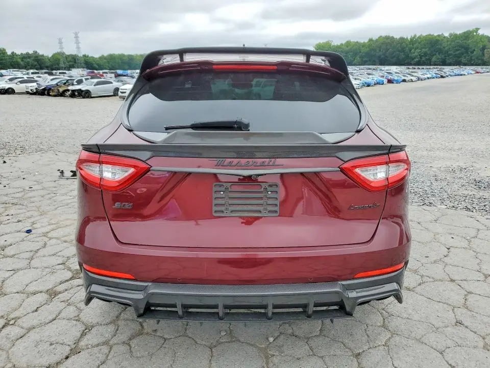2017 MASERATI LEVANTE S SPORT  