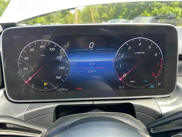 2023 MERCEDES-BENZ C 300  
