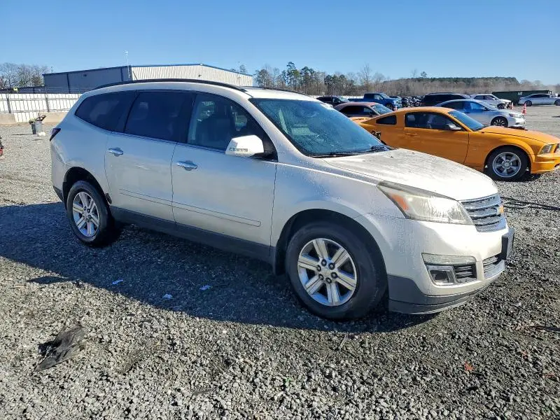 2013 CHEVROLET TRAVERSE LT  