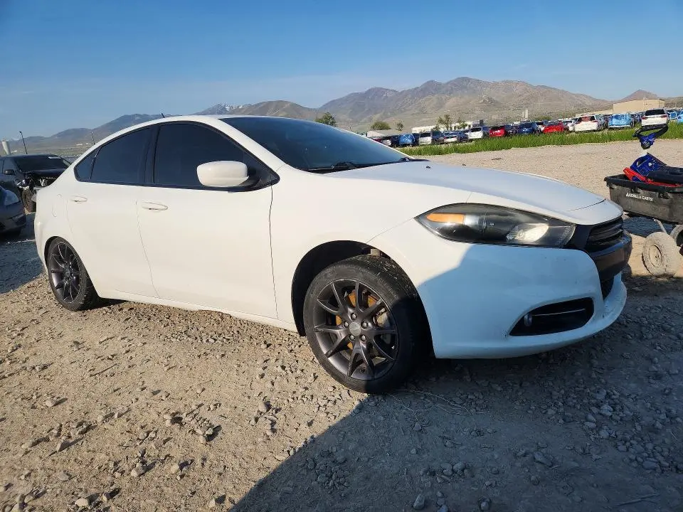 2016 DODGE DART   