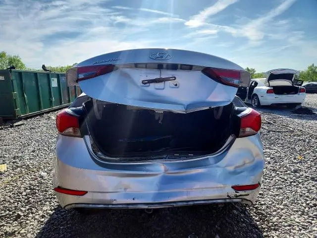 2016 HYUNDAI ELANTRA SE  