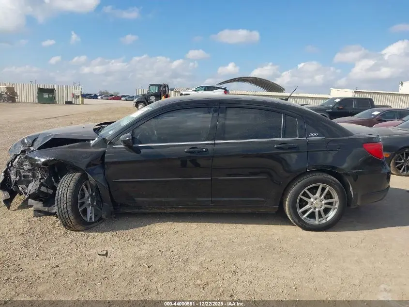 2013 CHRYSLER 200 TOURING