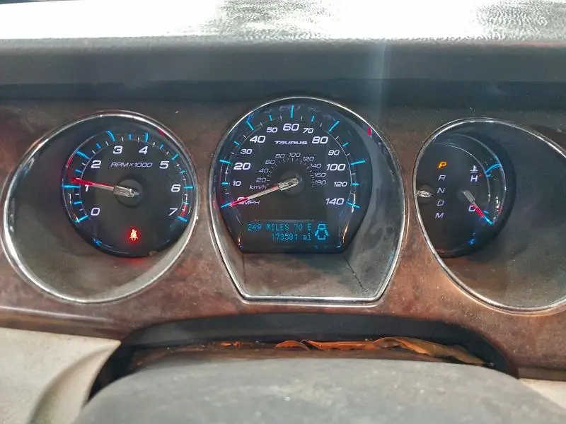 2012 FORD TAURUS LIMITED  