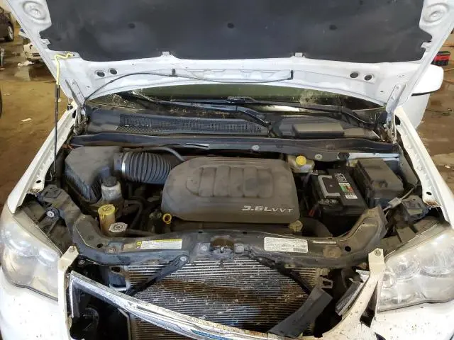 2013 CHRYSLER TOWN & COUNTRY TOURING  