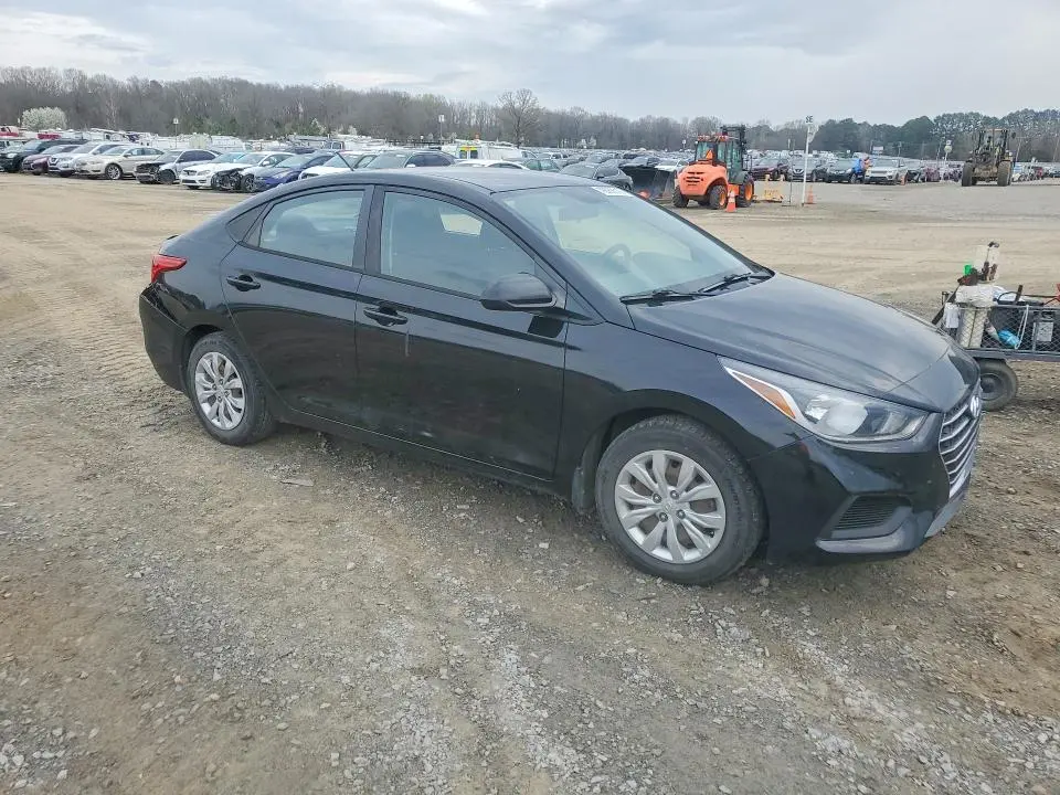 2020 HYUNDAI ACCENT SE  