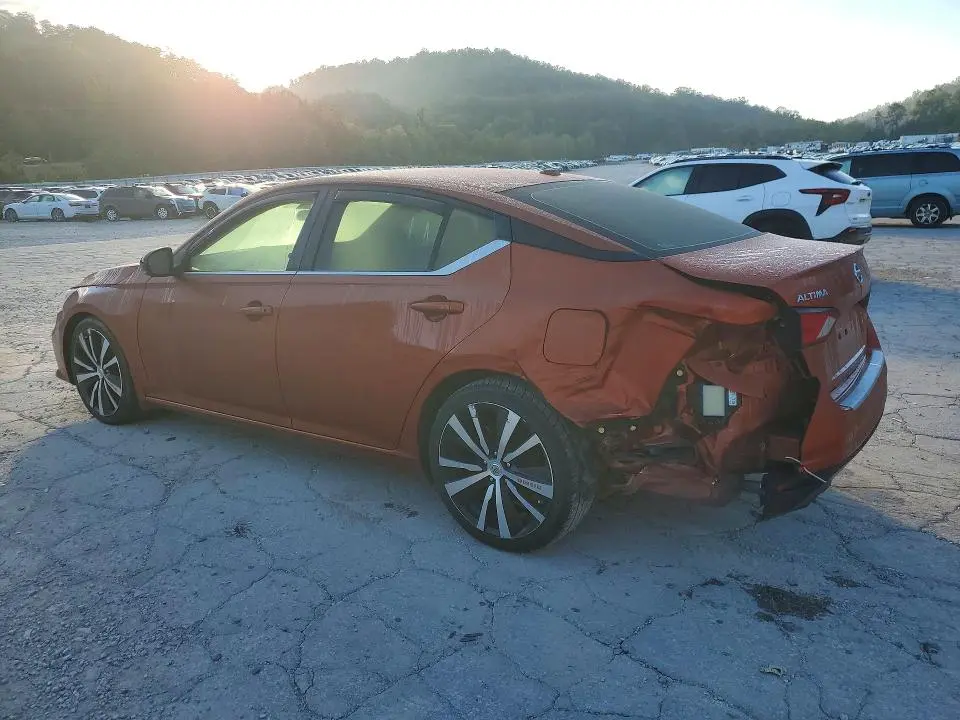 2020 NISSAN ALTIMA SR  