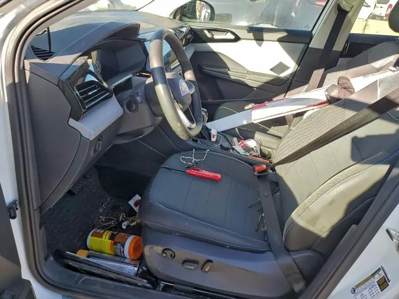 2024 VOLKSWAGEN TAOS SE  