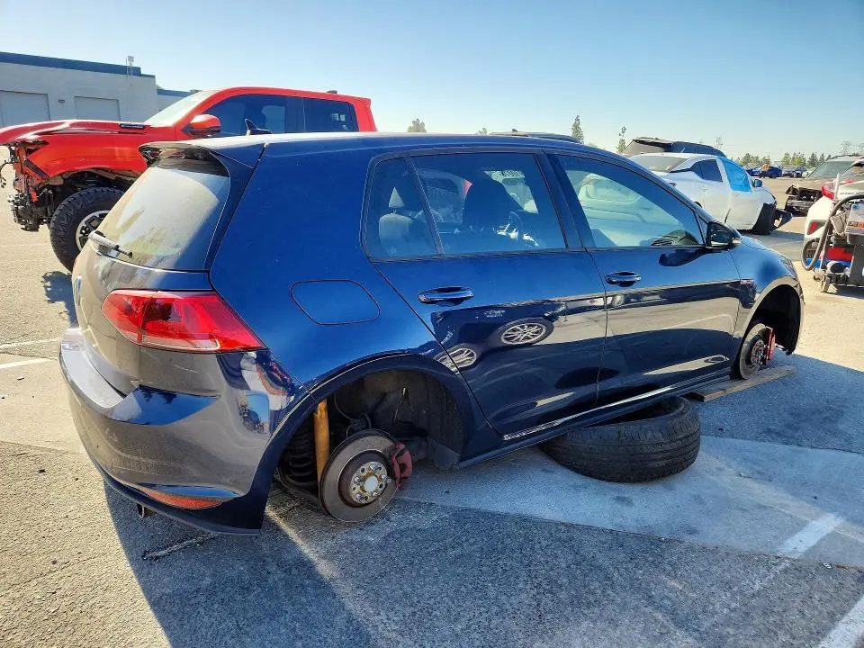 2017 VOLKSWAGEN GTI S/SE  