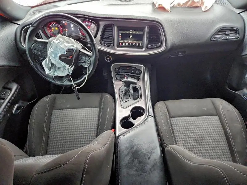 2022 DODGE CHALLENGER SXT  