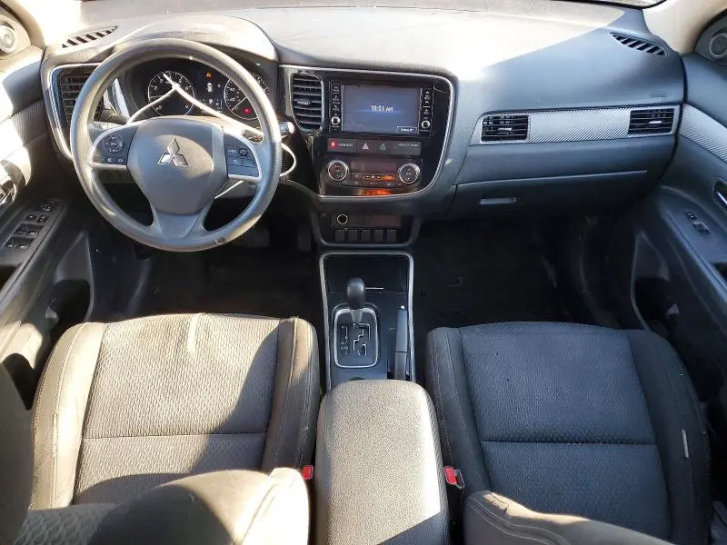 2018 MITSUBISHI OUTLANDER ES  